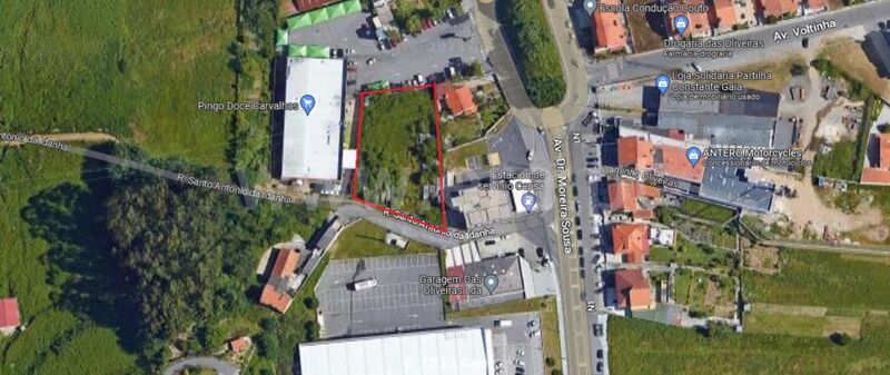 Land with 1932sqm Pedroso Vila Nova de Gaia