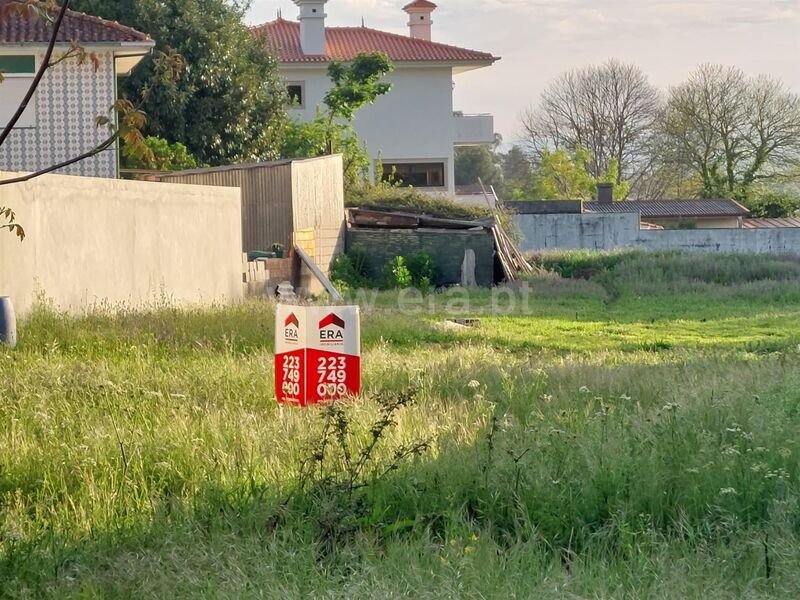 Terreno com 1260m2 Fiães Santa Maria da Feira