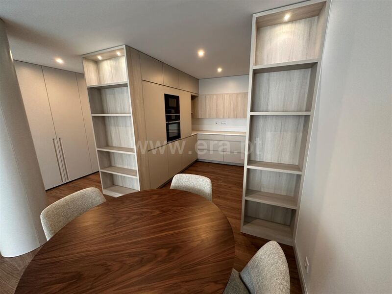 Apartamento novo no centro T1 Mafamude Vila Nova de Gaia - equipado, lugar de garagem, ar condicionado