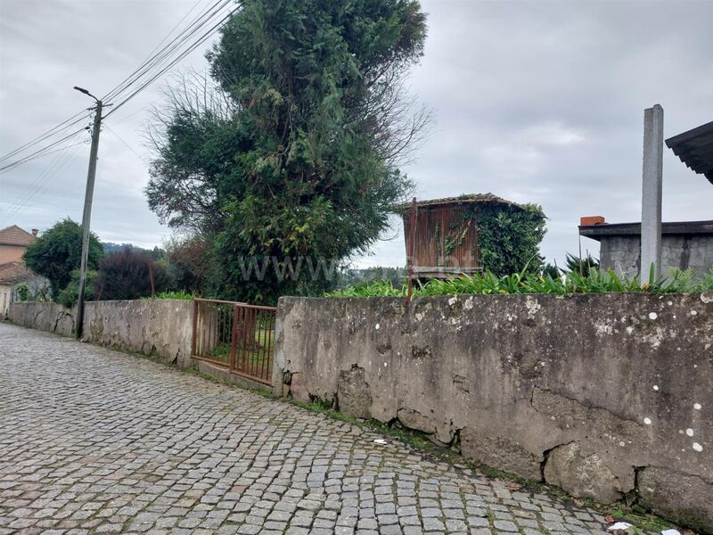 Land with 1550sqm Grijó Vila Nova de Gaia