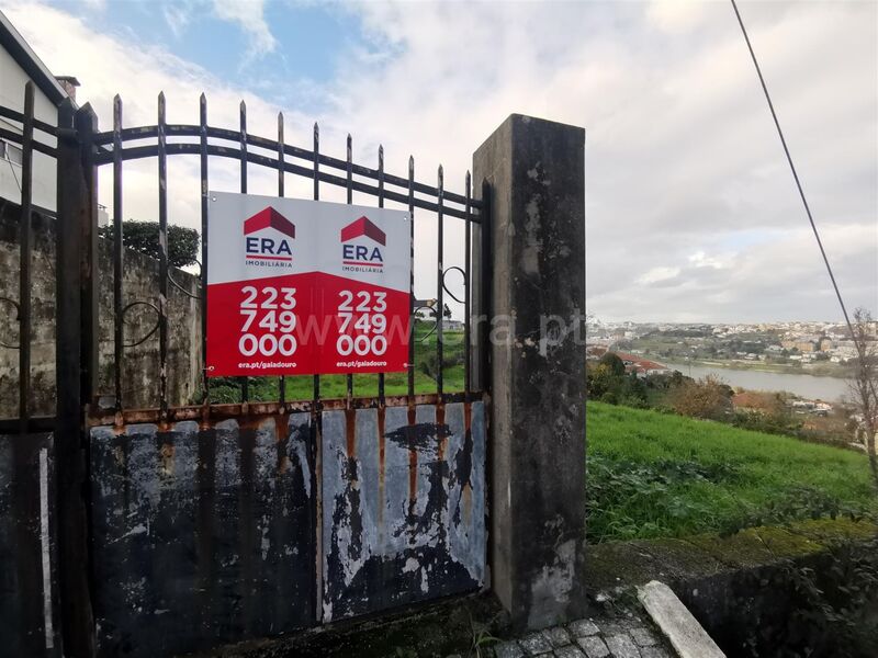 Land with 2000sqm Avintes Vila Nova de Gaia