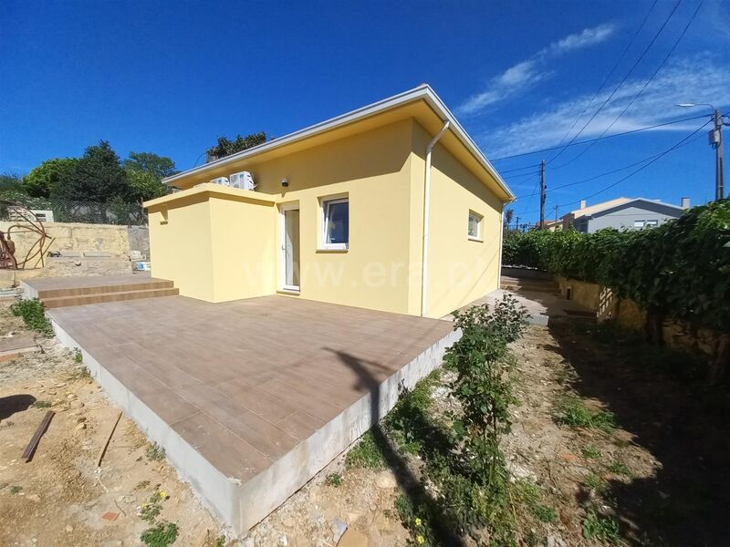 House Single storey V2 Oliveira do Douro Vila Nova de Gaia - garden, garage, gardens, backyard, air conditioning, equipped kitchen