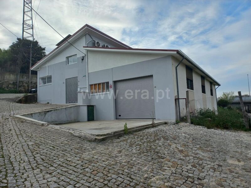 Warehouse with 304sqm Oliveira do Douro Vila Nova de Gaia - ,