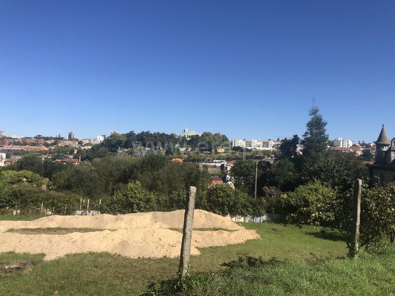 Terreno Urbano para construção Santa Marinha Vila Nova de Gaia