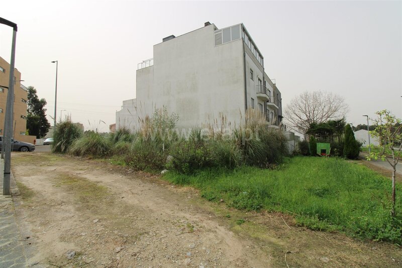 Lote / Vila Nova de Gaia, Pedroso e Seixezelo