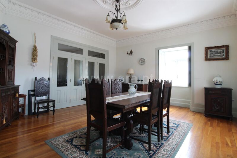 Home V4 Renovated excellent condition Viana do Castelo - garden, fireplace, equipped kitchen, garage, solar panel, central heating, balcony