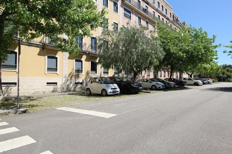 апартаменты современная T2 Oliveira do Douro Vila Nova de Gaia - гаражное место, детская площадка, сады, гараж, центральное отопление, веранды, веранда