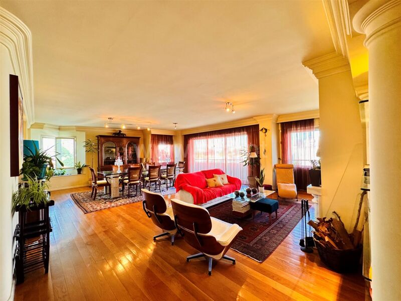 Apartment T5 Porto