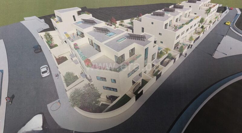 Land with 3153sqm Vila Nova de Gaia
