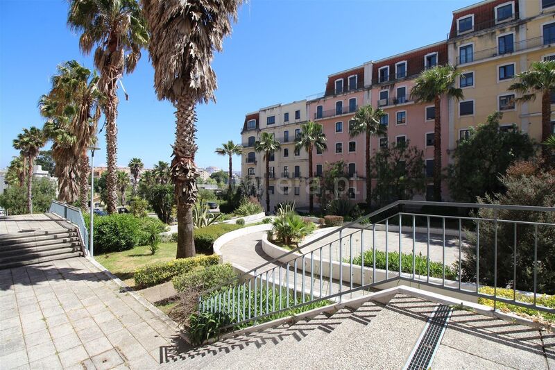 квартира T3 Oliveira do Douro Vila Nova de Gaia - гараж, парковочное место, детская площадка, очень тихий район, центральное отопление