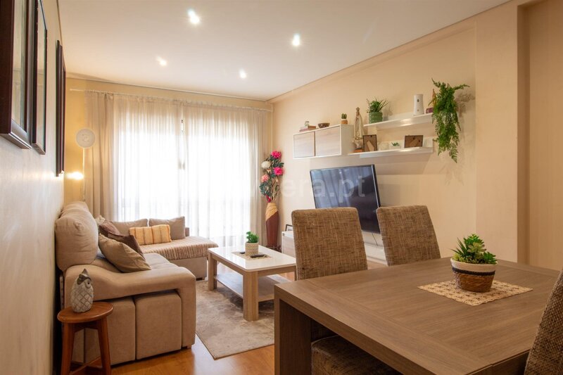 квартира T3 Oliveira do Douro Vila Nova de Gaia - сады, балконы, гараж, центральное отопление