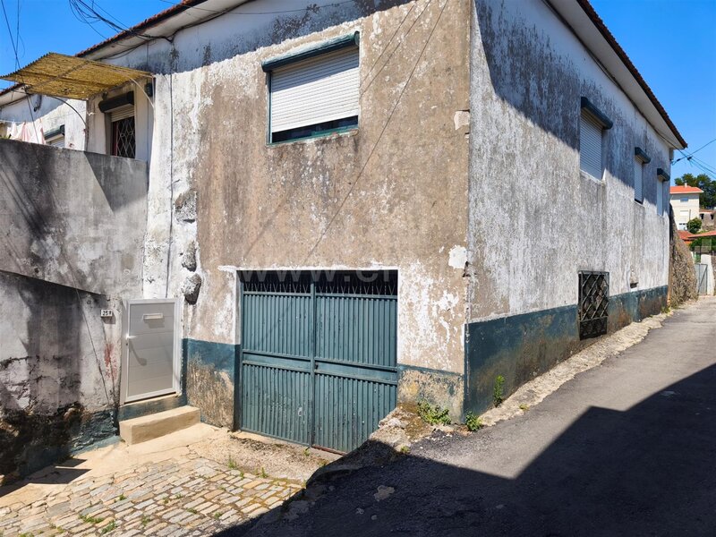 дом V6 Avintes Vila Nova de Gaia - гараж