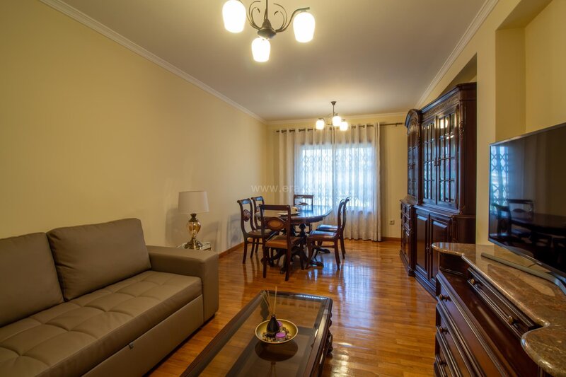 квартира T2 Oliveira do Douro Vila Nova de Gaia - сады, парковочное место, центральное отопление, гараж, маркиз