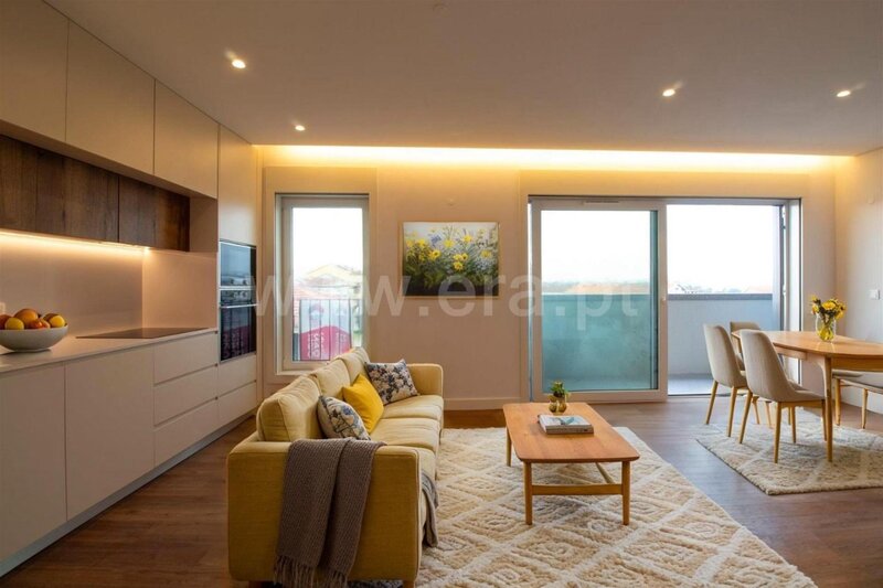 квартира современный в центре T3 Oliveira do Douro Vila Nova de Gaia - кондиционер, гараж, парковочное место, балконы, сады