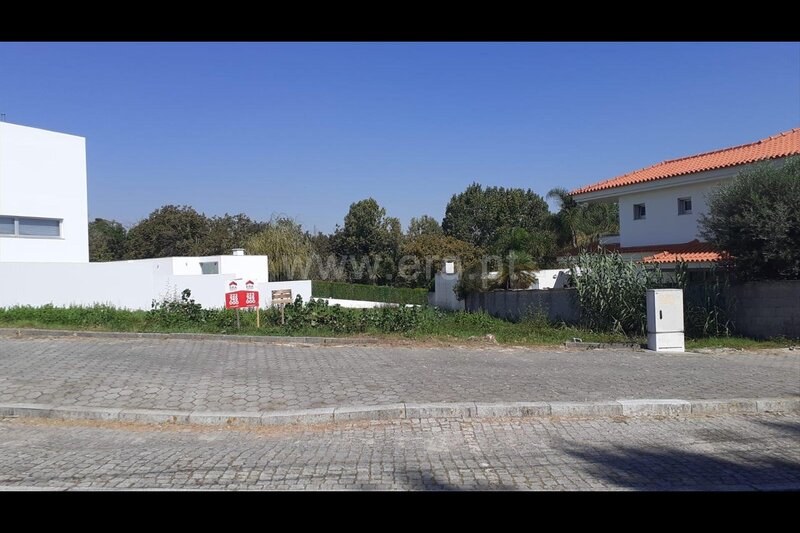 Terreno para Construção / Vila Nova de Gaia, Pedroso e Seixezelo