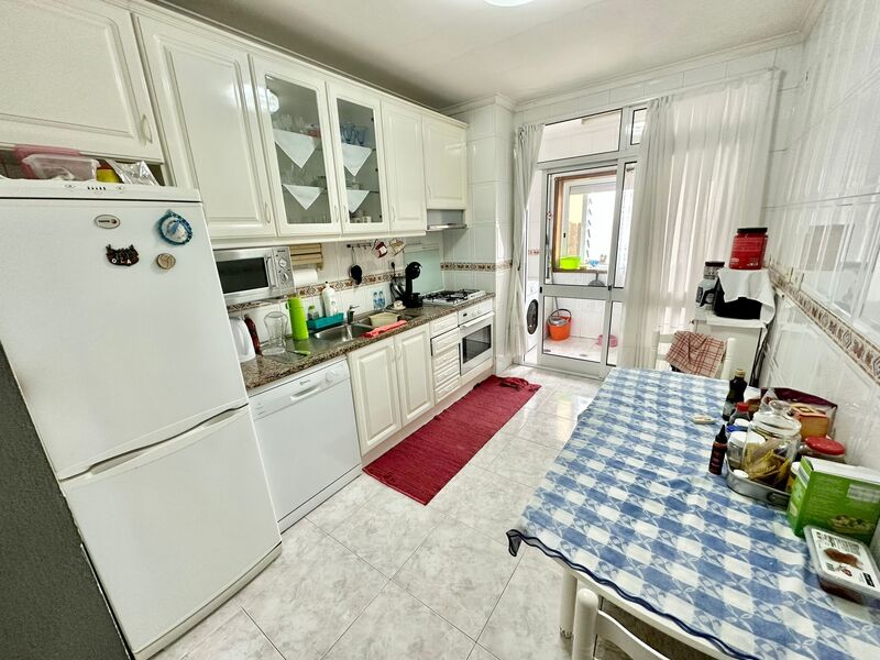 Apartamento com boas áreas T2+1 Vila Nova de Gaia - lareira, 5º andar, varandas, garagem, cozinha equipada