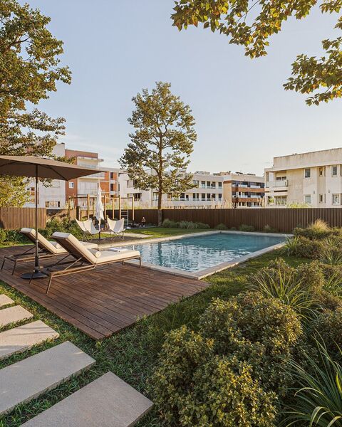 Apartamento T3 Madalena Vila Nova de Gaia - terraço, vidros duplos, piscina, jardins, condomínio fechado, equipado, térreo, ar condicionado, garagem, cozinha equipada
