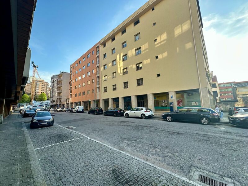 Apartamento no centro T2+1 Vila Nova de Gaia - aquecimento central, garagem, cozinha equipada