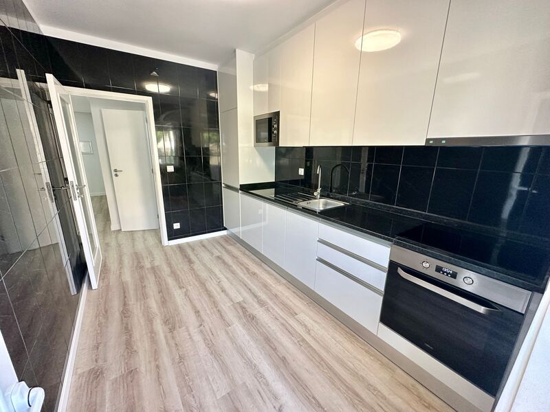 Apartment T2+1 Renovated spacious Vila Nova de Gaia - balcony, garden, garage