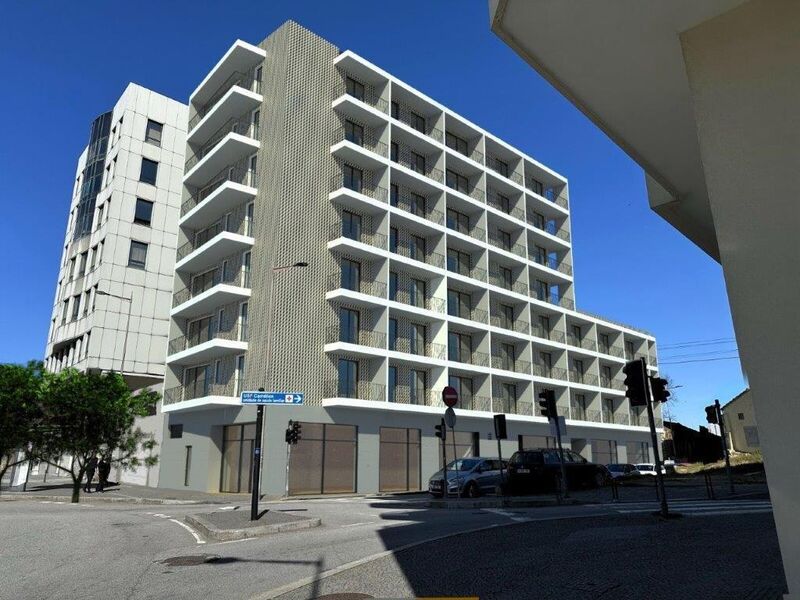 Apartamento T2 de luxo Mafamude Vila Nova de Gaia - garagem, alarme, ar condicionado, vaga de garagem, varandas