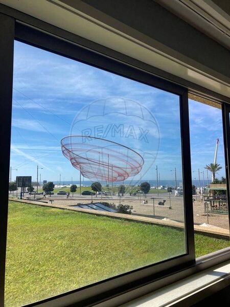 Apartamento Moderno T3 Matosinhos - piscina, jardim, condomínio privado, lareira, aquecimento central