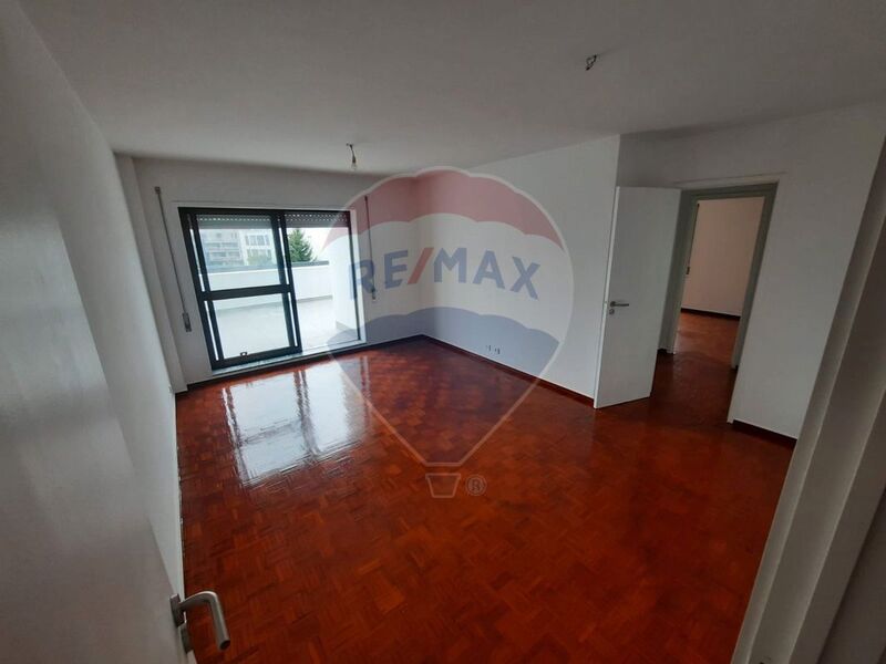 Apartamento T2 Remodelado Pedrouços Maia para vender - terraço, 1º andar, parque infantil
