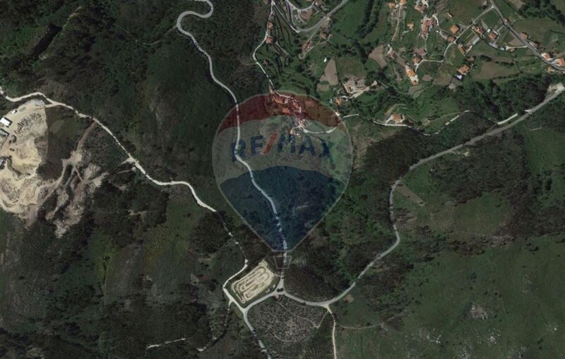 Terreno Rústico com 5500m2 para venda Tarouquela Cinfães