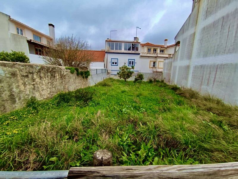 Lote de terreno com 183.60m2 São Teotónio Odemira