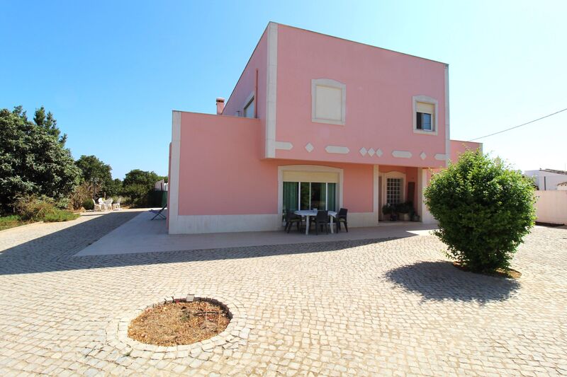 Moradia V5 Isolada Tavira - piscina, ar condicionado, bbq, painéis solares, terraço