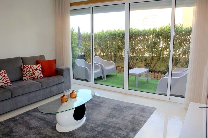 House 2 bedrooms Semidetached Albufeira - fireplace, terrace, gated community, double glazing, balcony, garage, swimming pool, air conditioning, balconies