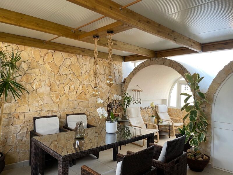 Apartment 4 bedrooms Renovated Albufeira - kitchen, great location, air conditioning, terrace, equipped