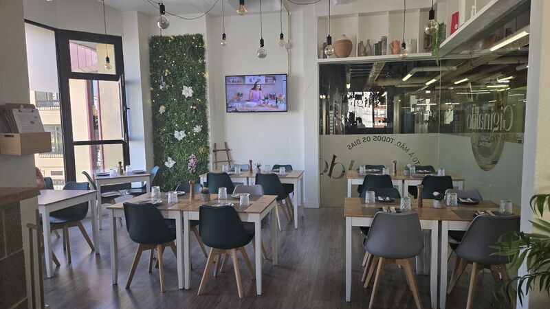 Restaurant Equipped Oeiras - furnished, air conditioning, store room