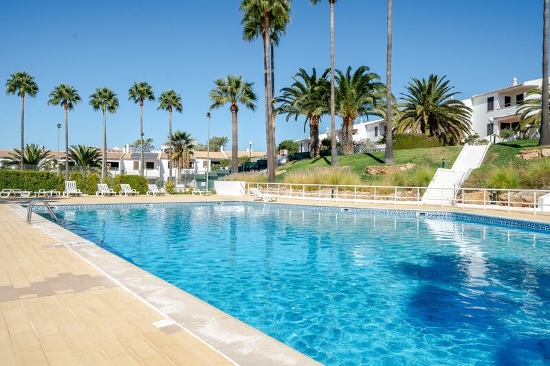 House V3 Albufeira - store room, swimming pool, tennis court, private condominium, garden, terrace, balcony, fireplace