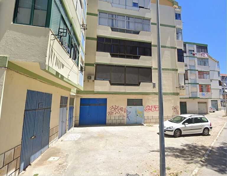 Garage with 14.50sqm Alto do Seixalinho Barreiro