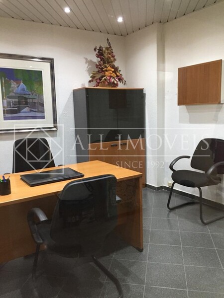 Office Setúbal Nossa Senhora da Anunciada - great location, furnished