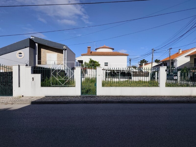 Land with 417sqm Boa Água 1 Quinta do Conde Sesimbra