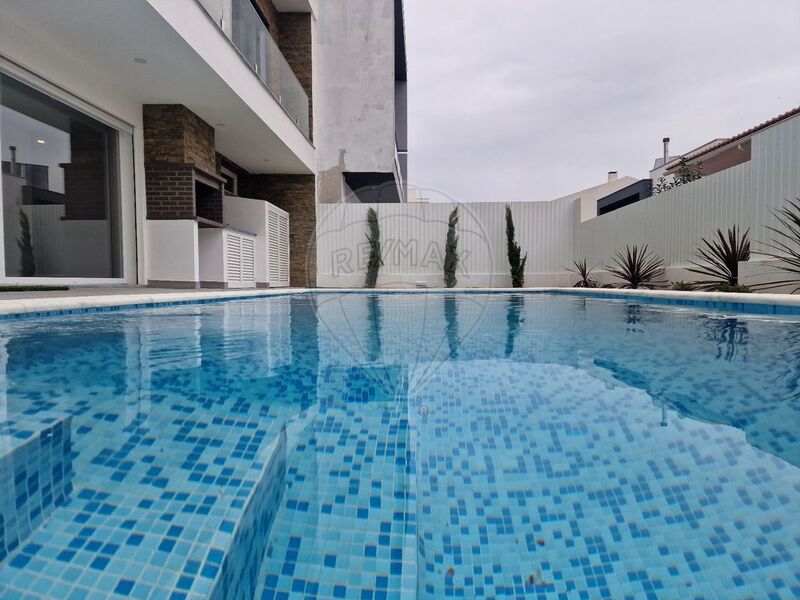 House V4 Odivelas - solar panels, alarm, balcony, swimming pool, balconies, double glazing