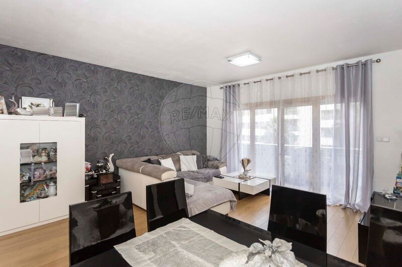 Apartment 3 bedrooms Odivelas - store room, balcony, air conditioning