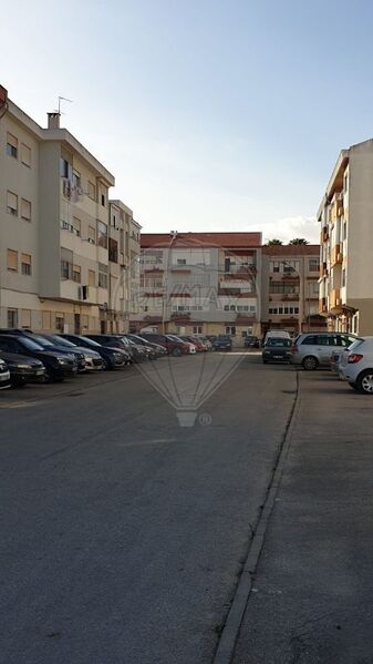 Land in residential area Barreiro - construction viability, nice location