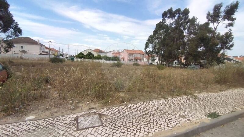 Land with 315sqm Quinta do Conde Sesimbra