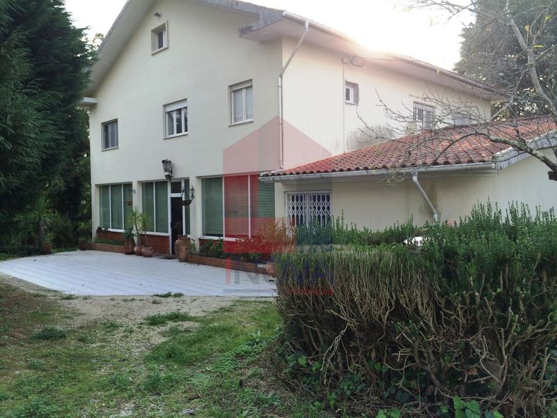 Moradia V5 para venda Sabariz Vila Verde - lareira, aquecimento central, excelente localização