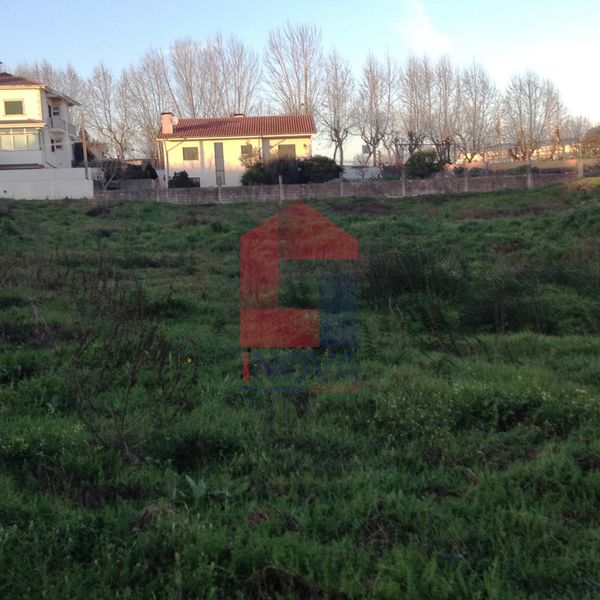 Terreno com 5547m2 à venda Vila de Prado Vila Verde