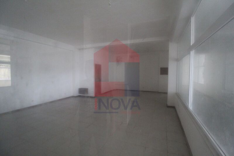 Loja Amares para venda