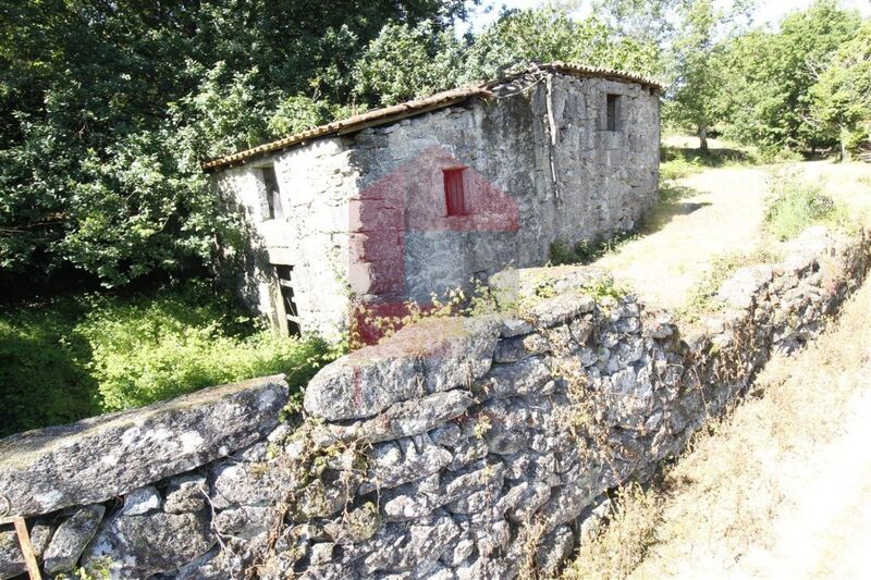 À venda Casa V1 Póvoa de Lanhoso