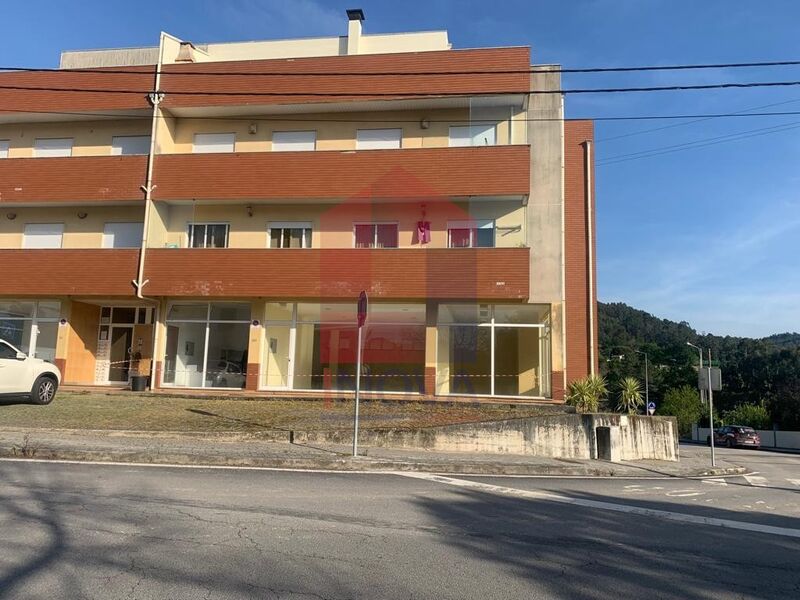 Apartamento T3 Caldelas Amares - aquecimento central, varanda, r/c, garagem, excelente localização