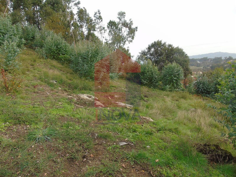 Land with 3150sqm Nevogilde Vila Verde - easy access