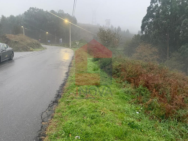 Terreno com 3998m2 Póvoa de Lanhoso Covelas - bons acessos