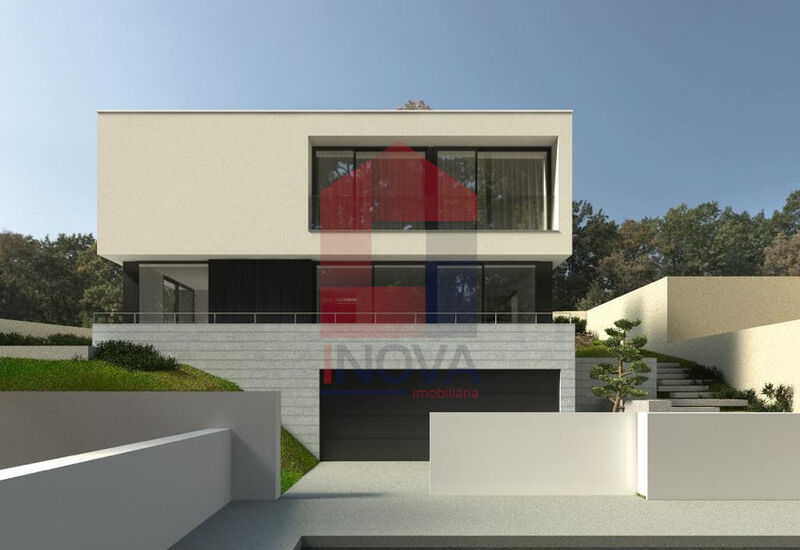 Land with 458sqm Esporões Braga - nice location