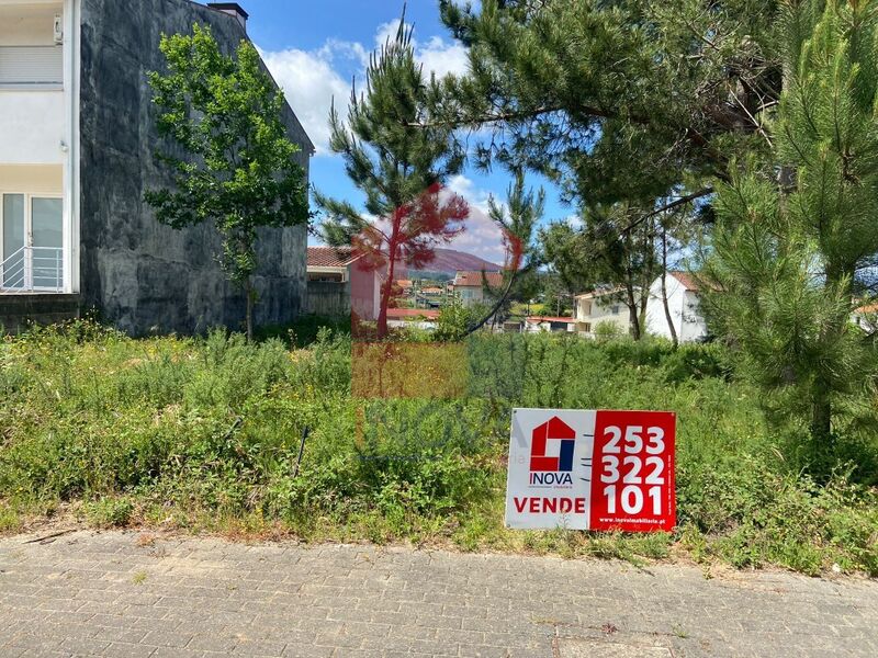 Plot for construction Cabanelas Vila Verde - easy access