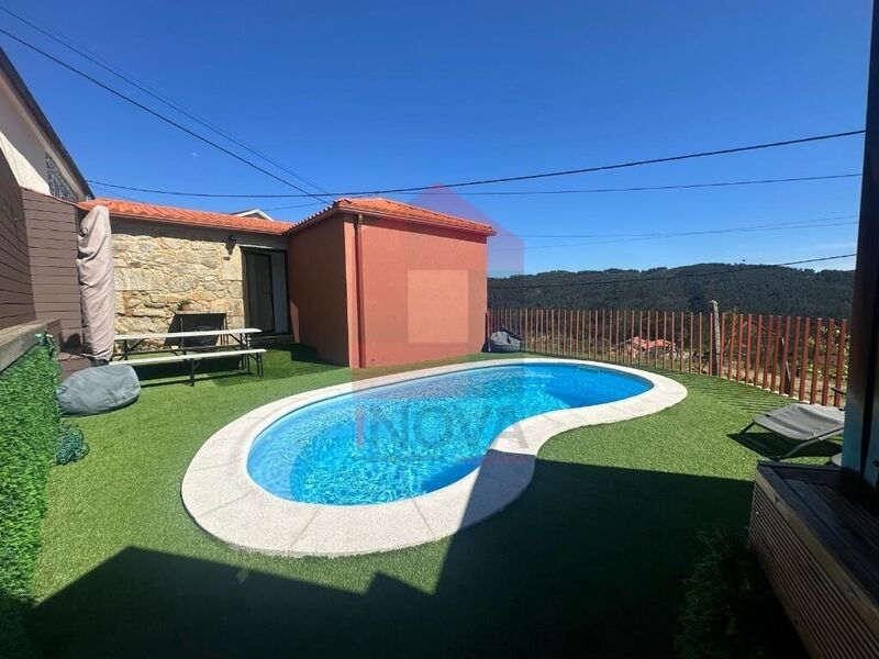 Moradia Renovada V2 Godinhaços Vila Verde - piscina